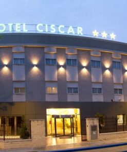 Fachada del hotel Ciscar adaptado en Valencia